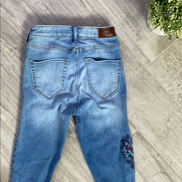 HOLLISTER Ultra High Rise Super Skinny Jeans, 0 - Picture 5 of 8